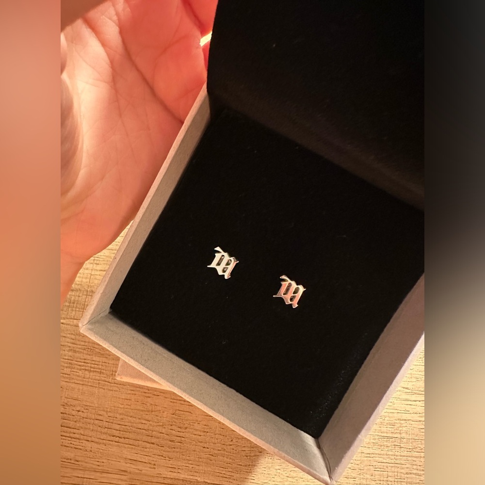 Misbhv Silver M Classic Earrings